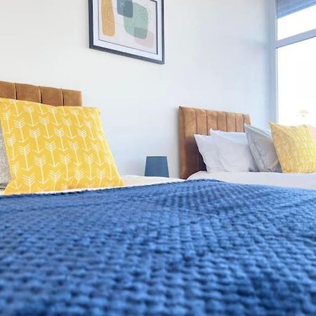 1 Bedroom Apartment - Flitwick - Contractor Friendly - Tourist Ready - Full Kitchen - Wifi - Smart Tv - Sofa Bed - Free Parking - Ideal For Short Or Long Stays Εξωτερικό φωτογραφία