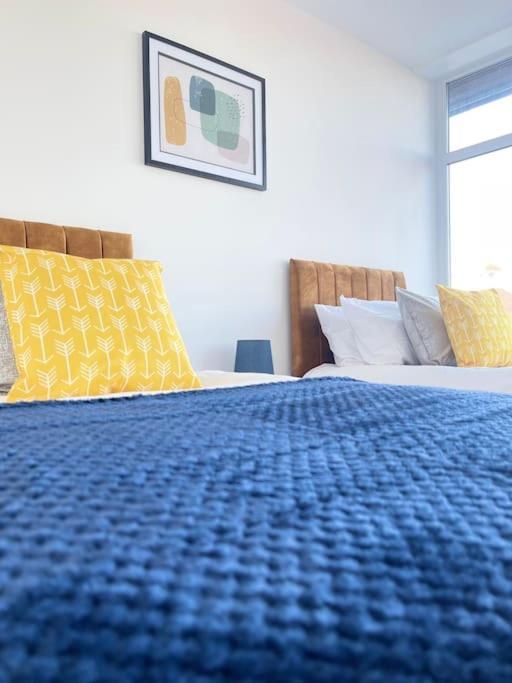 1 Bedroom Apartment - Flitwick - Contractor Friendly - Tourist Ready - Full Kitchen - Wifi - Smart Tv - Sofa Bed - Free Parking - Ideal For Short Or Long Stays Εξωτερικό φωτογραφία